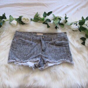 Roxy | Gray Patterned Raw Hem Denim Shorts